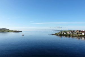 in-shetland-islands-coast-water-ocean-coastal-300x200.jpg